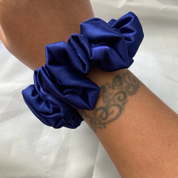 Handmade Scrunchies - Picture 3 of 6